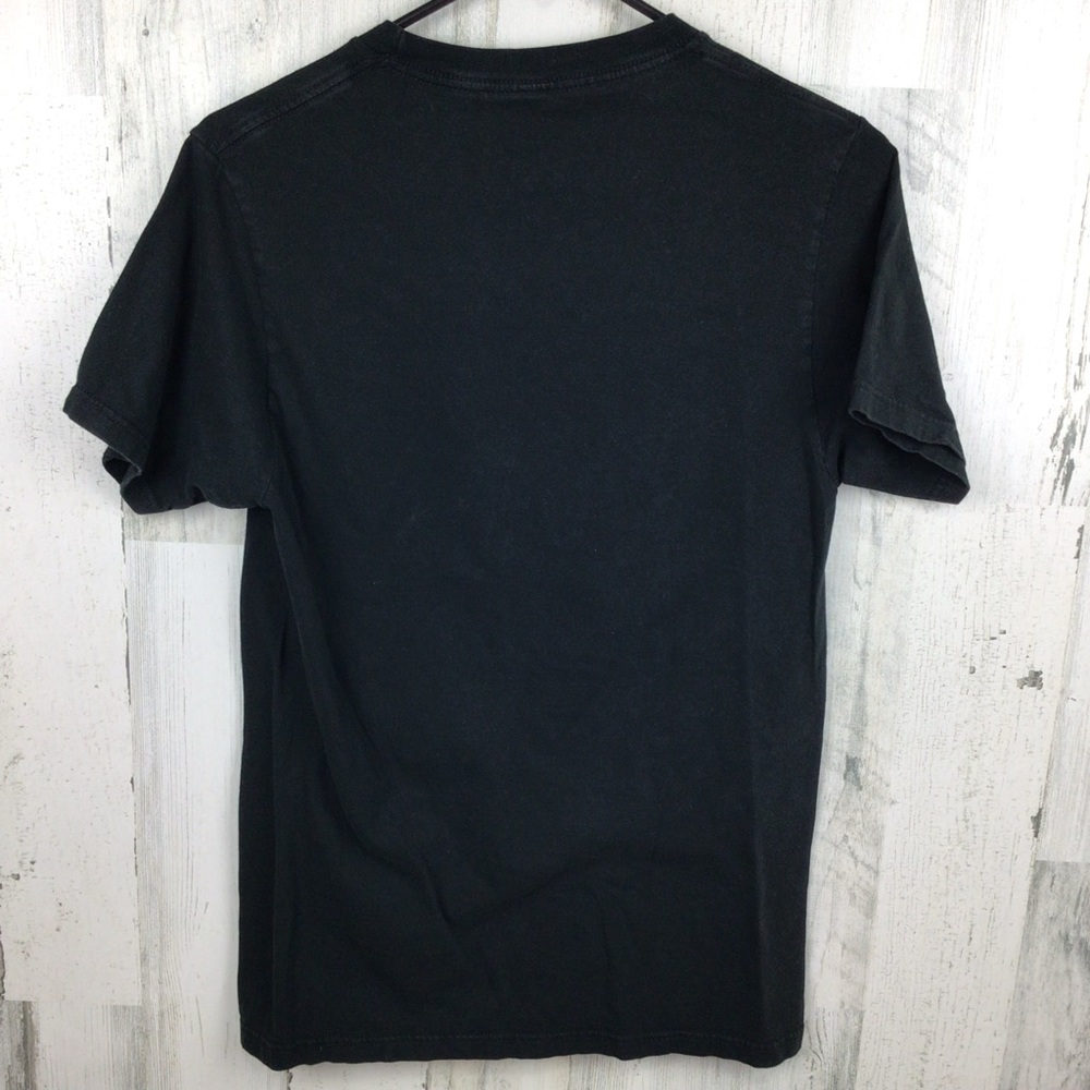 STRANGER THINGS T-Shirt Netflix Black Shirt Fireworks Graphic Small. - Picture 3 of 4